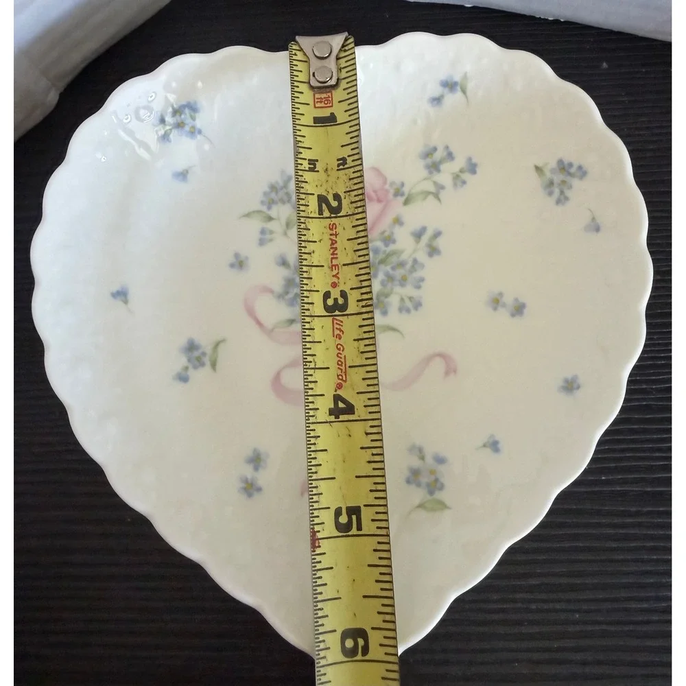 Mikasa Always and Forever Heart Trinket Dish Bone China Japan Pink Rose Blue